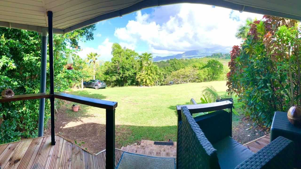 Lodge Colibris Piscine Privee Vue Panoramique Mer Et Montagne Pelee , 500 M Plage Dans Un Parc , Calme Assure Ideal Pour Decouvrir Le Nord Caraibes Ле-Карбе Экстерьер фото